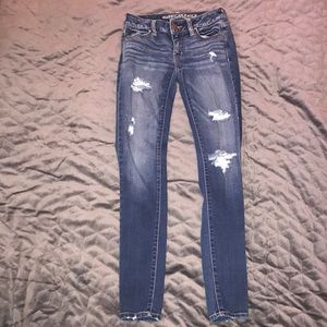 Jeggings dark wash distressed skinny
